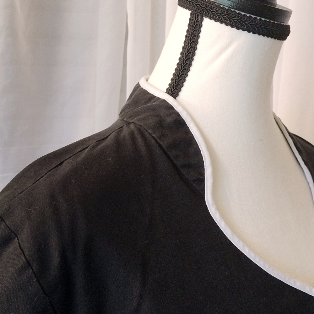 ⚜️ Dickies Mandarin Collar Scrub Top - Picture 3 of 13